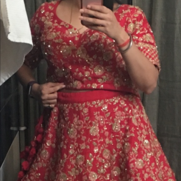 Sabyasachi copy lehnga in crimson red color. - Picture 4 of 11